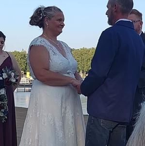 Meet your Posher, Lisa